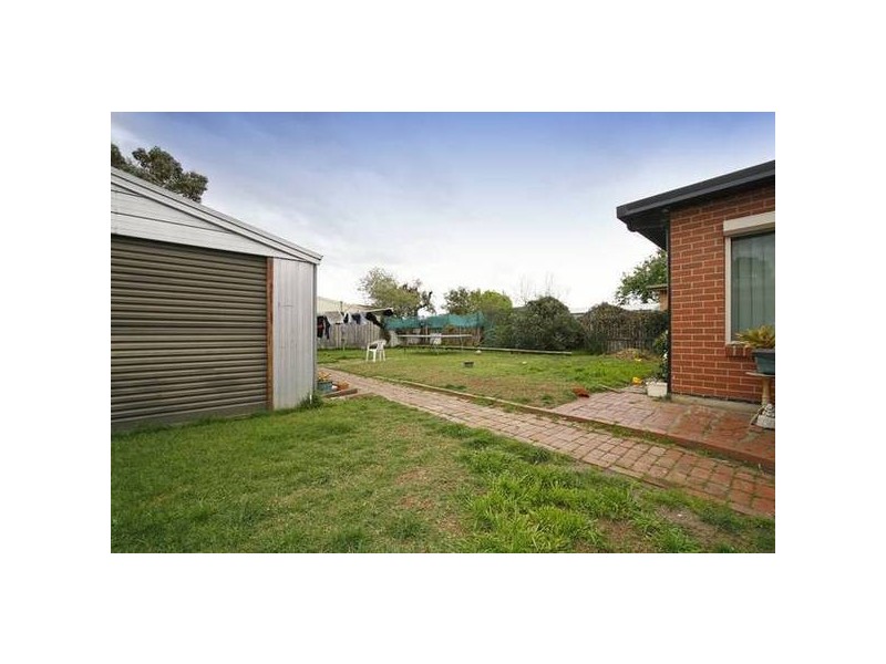 9 Gardenia Crescent, Frankston North VIC 3200