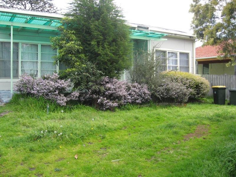 8 Gowrie Avenue, Frankston VIC 3199