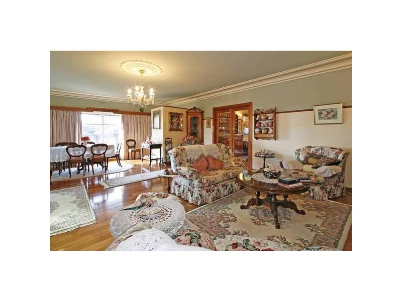 4 Ithaca Road, Frankston South VIC 3199