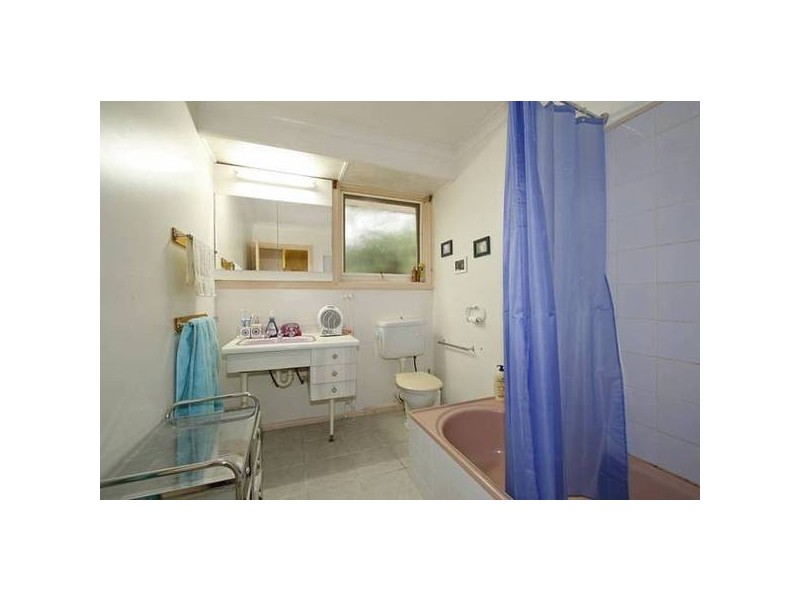 4 Rex Street, Frankston VIC 3199