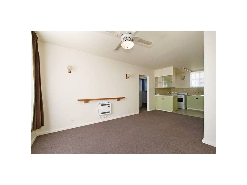 2/93 Dandenong Road East, Frankston VIC 3199