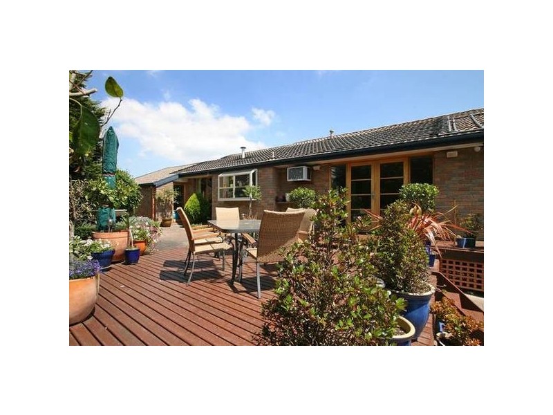 6 Apollo Court, Frankston VIC 3199