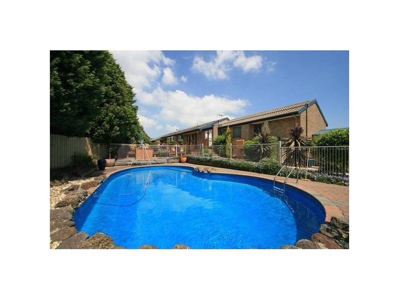 6 Apollo Court, Frankston VIC 3199