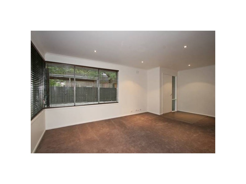 70 Taketa Crescent, Frankston VIC 3199