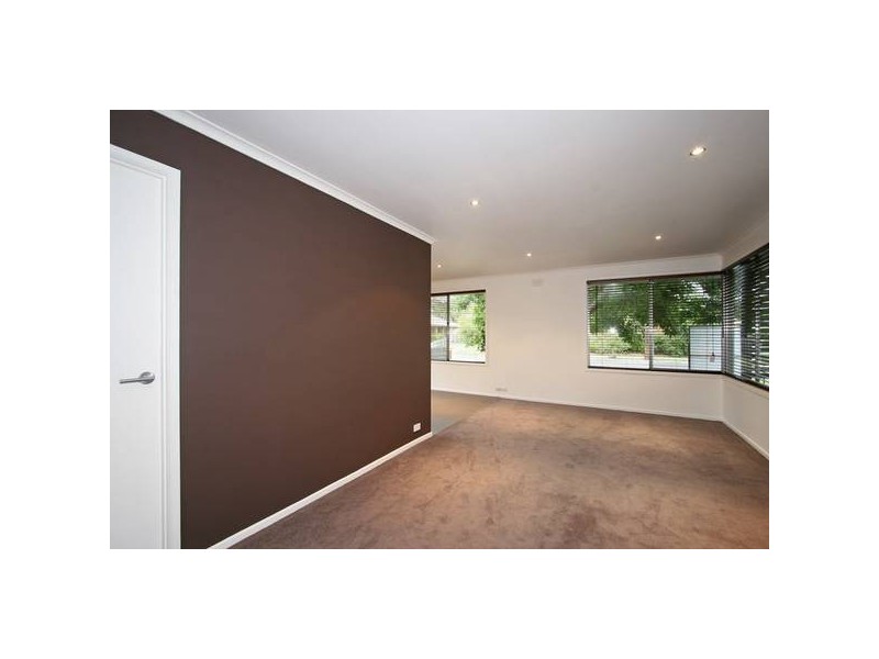 70 Taketa Crescent, Frankston VIC 3199