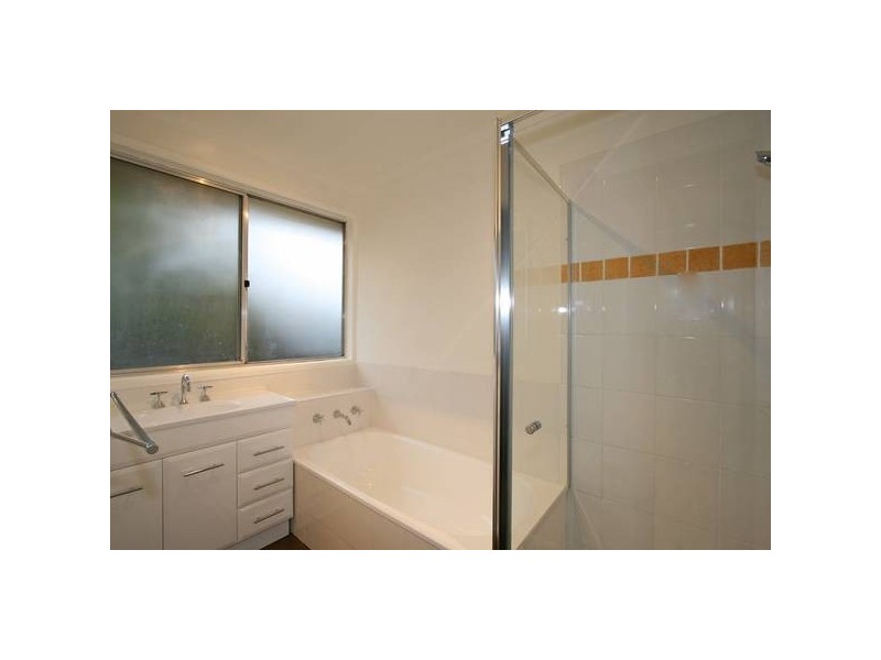 70 Taketa Crescent, Frankston VIC 3199