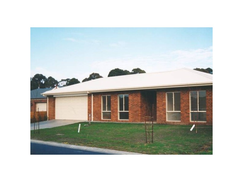 12 Trentham Way, Langwarrin VIC 3910