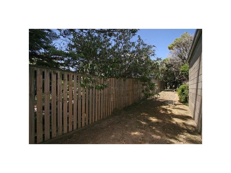 2 Gould Street, Frankston VIC 3199