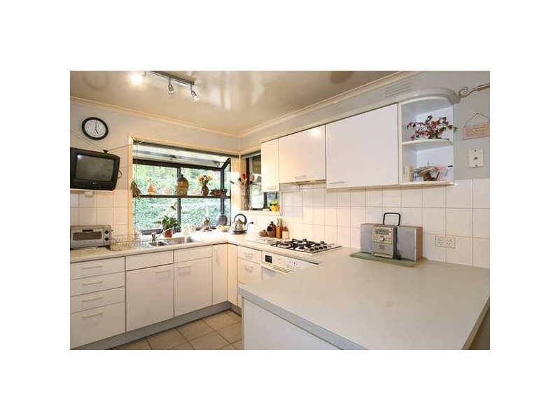 2 Owen Close, Frankston VIC 3199