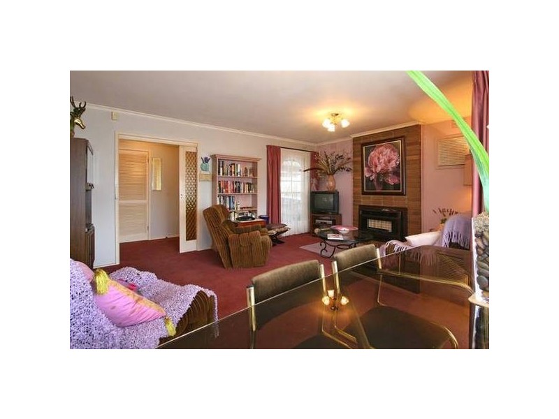 2 Owen Close, Frankston VIC 3199