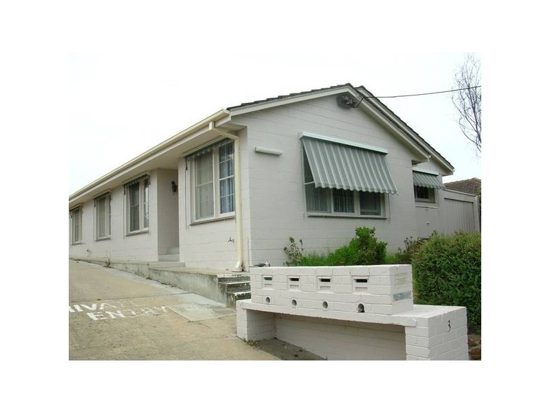 1/3 Balcombe Street, Frankston South VIC 3199