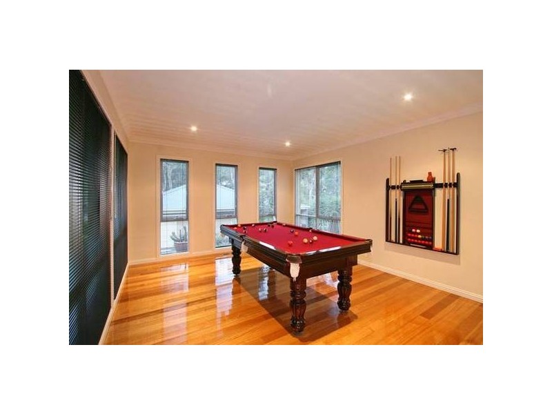 38 Eumeralla Grove, Mount Eliza VIC 3930