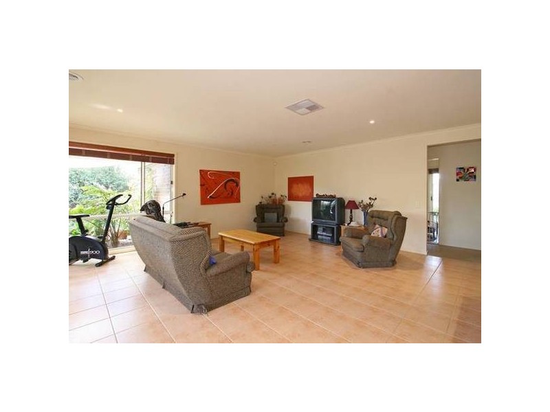 11 Geebung Avenue, Frankston South VIC 3199