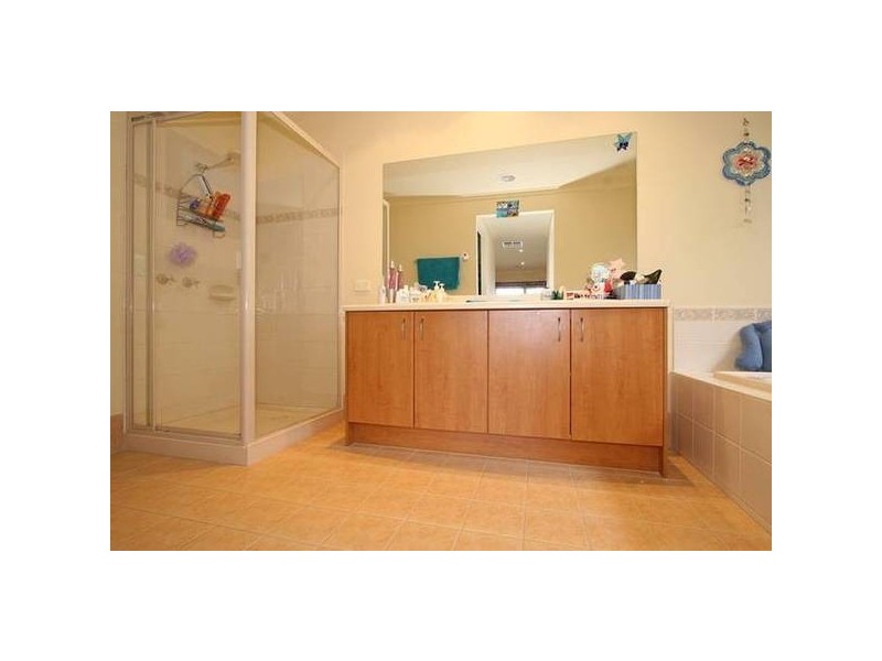 11 Geebung Avenue, Frankston South VIC 3199