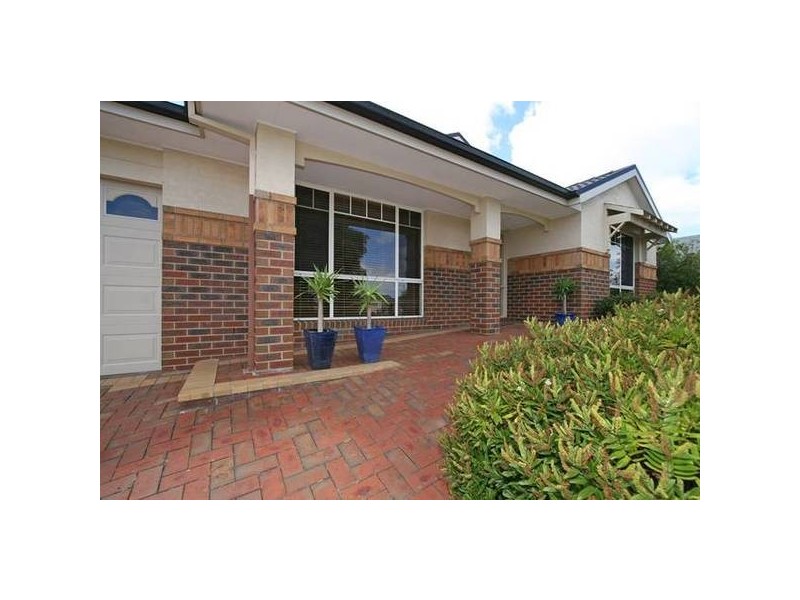 11 Geebung Avenue, Frankston South VIC 3199