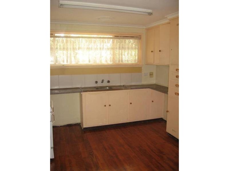 110 Tamarisk Drive, Frankston North VIC 3200