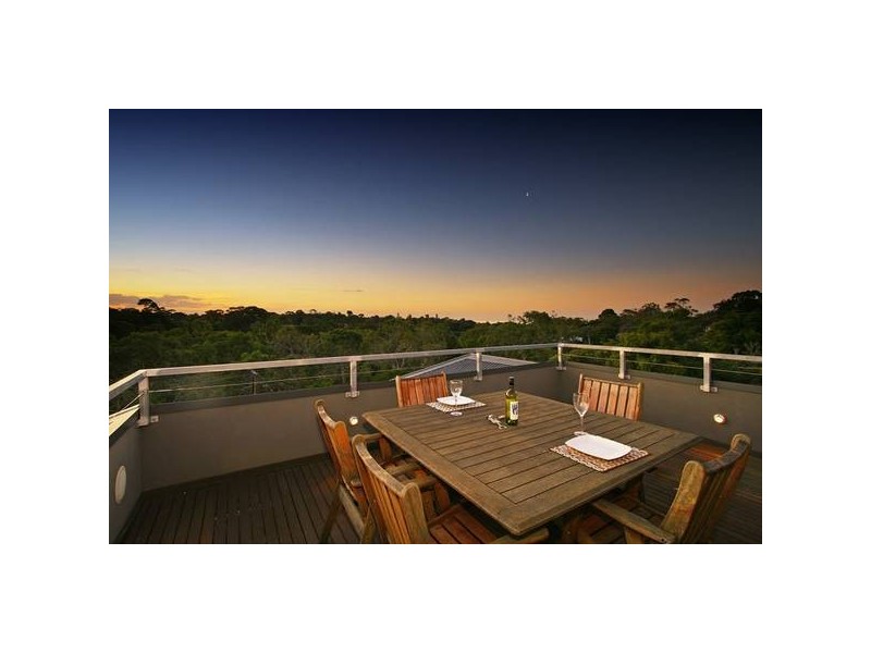 35 Baden Powell Drive, Frankston South VIC 3199
