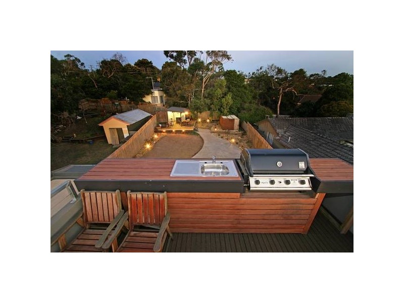 35 Baden Powell Drive, Frankston South VIC 3199
