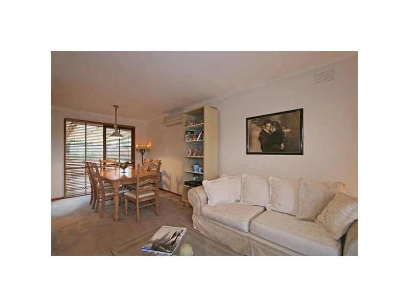 2 Alicia Court, Frankston VIC 3199