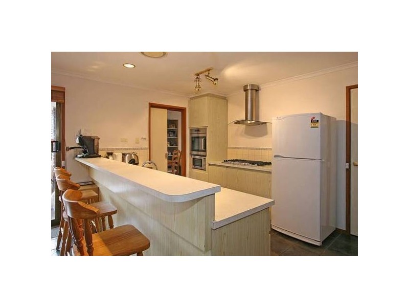 2 Alicia Court, Frankston VIC 3199