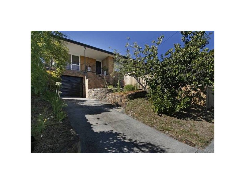 2 Warrain Street, Frankston South VIC 3199
