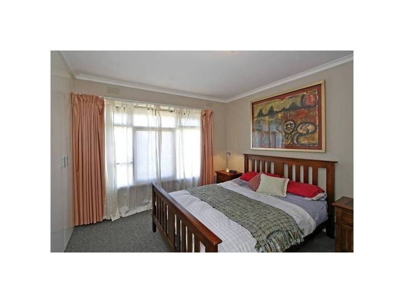 2 Warrain Street, Frankston South VIC 3199