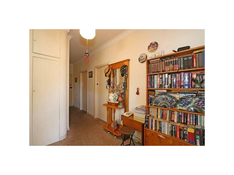 16 Lewis Street, Frankston VIC 3199