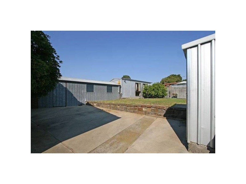 6 Tecoma Street, Frankston North VIC 3200