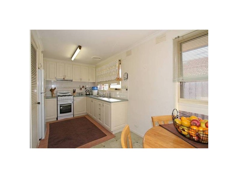 2/33 Cranbourne Road, Frankston VIC 3199