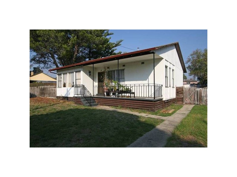 1 Jarrah Court, Frankston North VIC 3200
