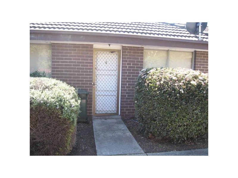 4/4 Lewis Street, Frankston VIC 3199