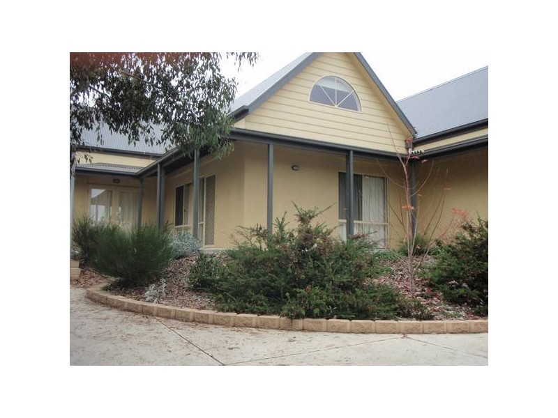 1/18 Malcolm Road, Langwarrin VIC 3910