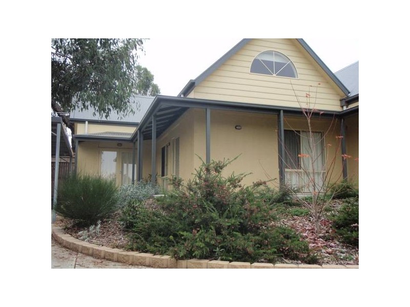 1/18 Malcolm Road, Langwarrin VIC 3910