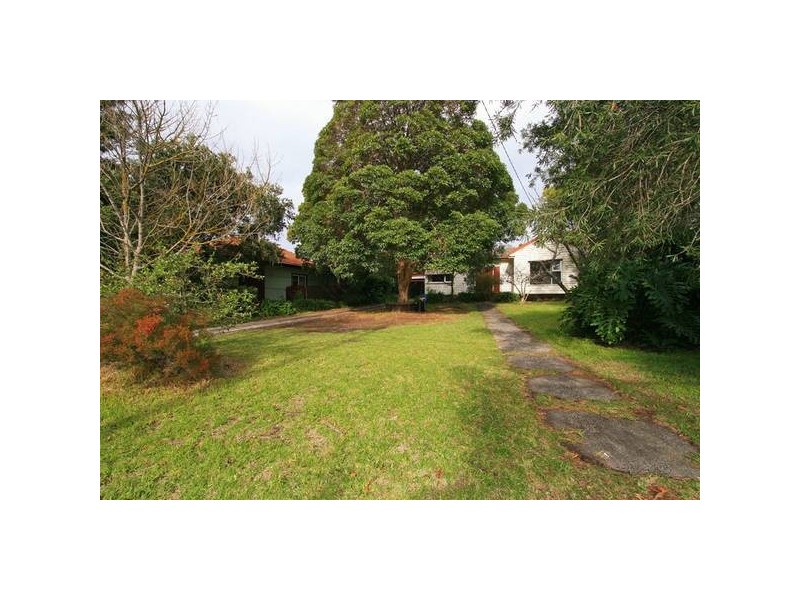 2 Gordon Avenue, Frankston VIC 3199