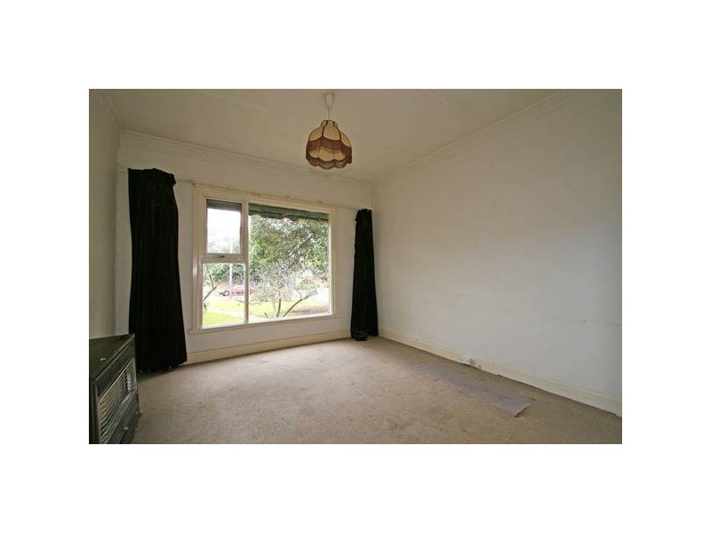 2 Gordon Avenue, Frankston VIC 3199