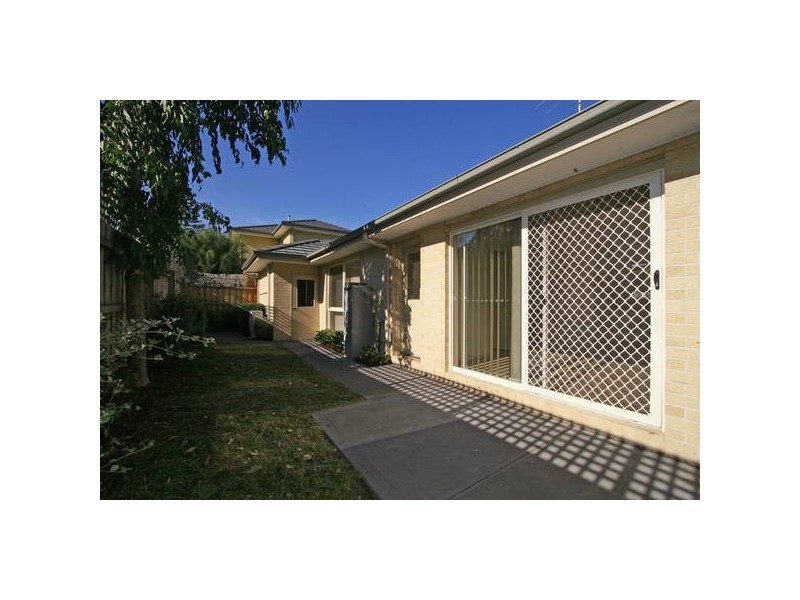 2/15 Cascade Street, Frankston VIC 3199