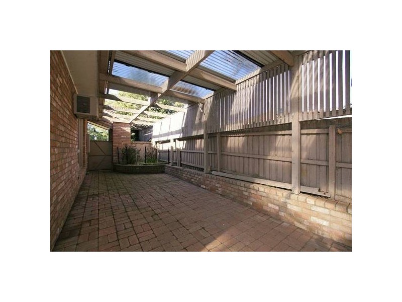 27 Kildare Court, Frankston VIC 3199