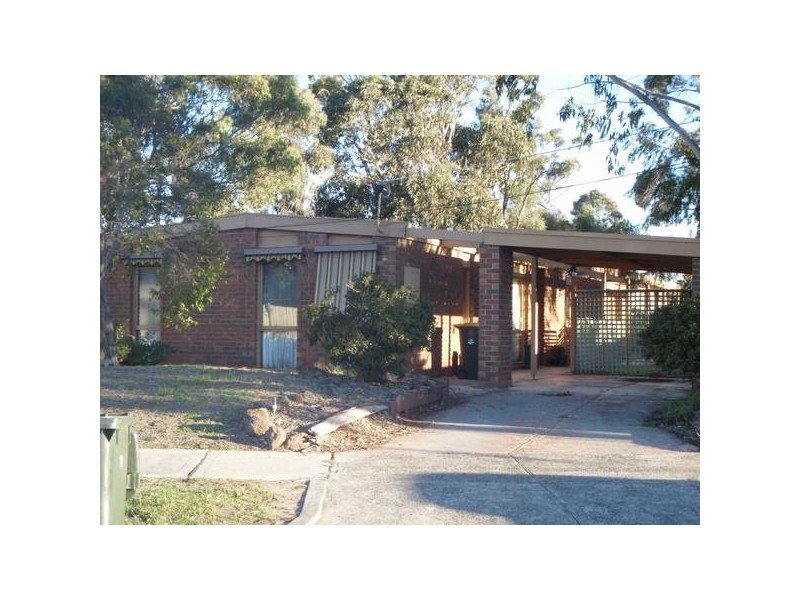 1 Oakhurst Court, Frankston VIC 3199