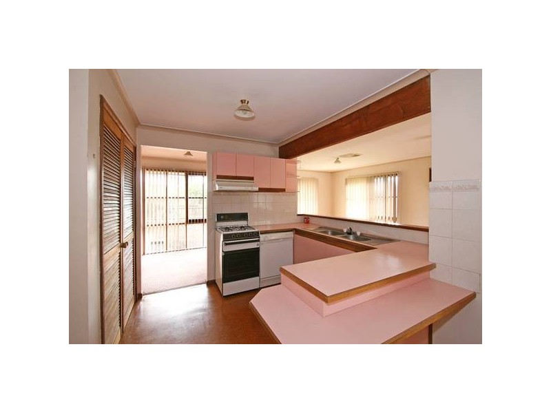 8 Arcadia Street, Carrum Downs VIC 3201