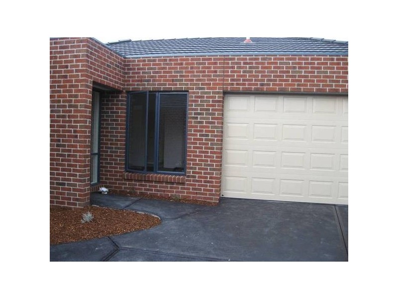 3/8 Lewis Street, Frankston VIC 3199