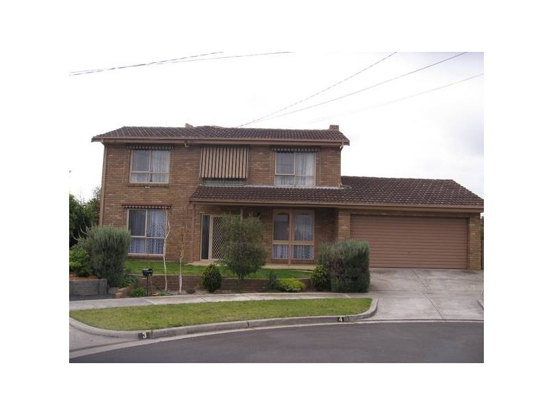 4 Musselburgh Court, Frankston VIC 3199