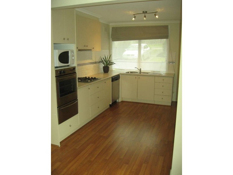 2/39 Highview Road, Frankston VIC 3199