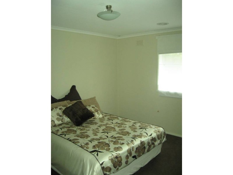 2/39 Highview Road, Frankston VIC 3199