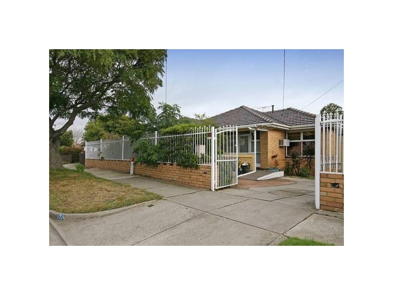 17 Spray Street, Frankston VIC 3199