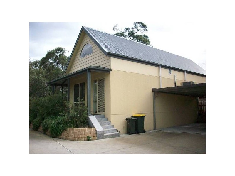 2/18 Malcolm Road, Langwarrin VIC 3910