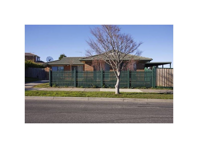 24 Fairhaven Road, Carrum Downs VIC 3201