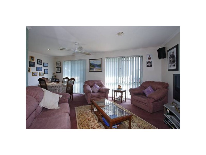 24 Fairhaven Road, Carrum Downs VIC 3201