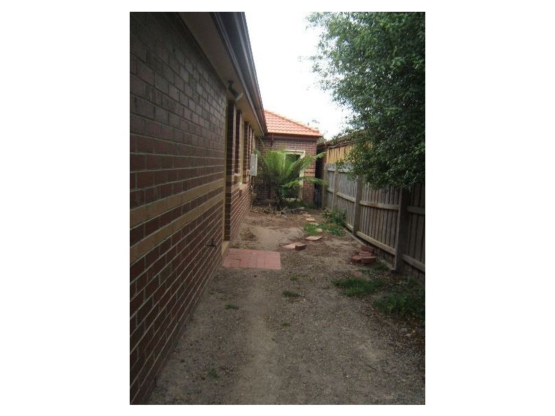 12 Landhill Close, Langwarrin VIC 3910