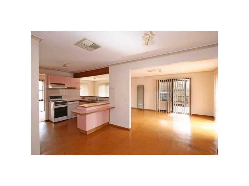 8 Arcadia Street, Carrum Downs VIC 3201