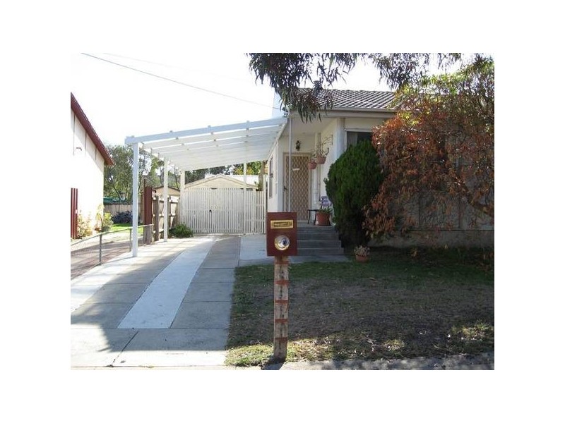 19 Coolgardie Street, Frankston North VIC 3200